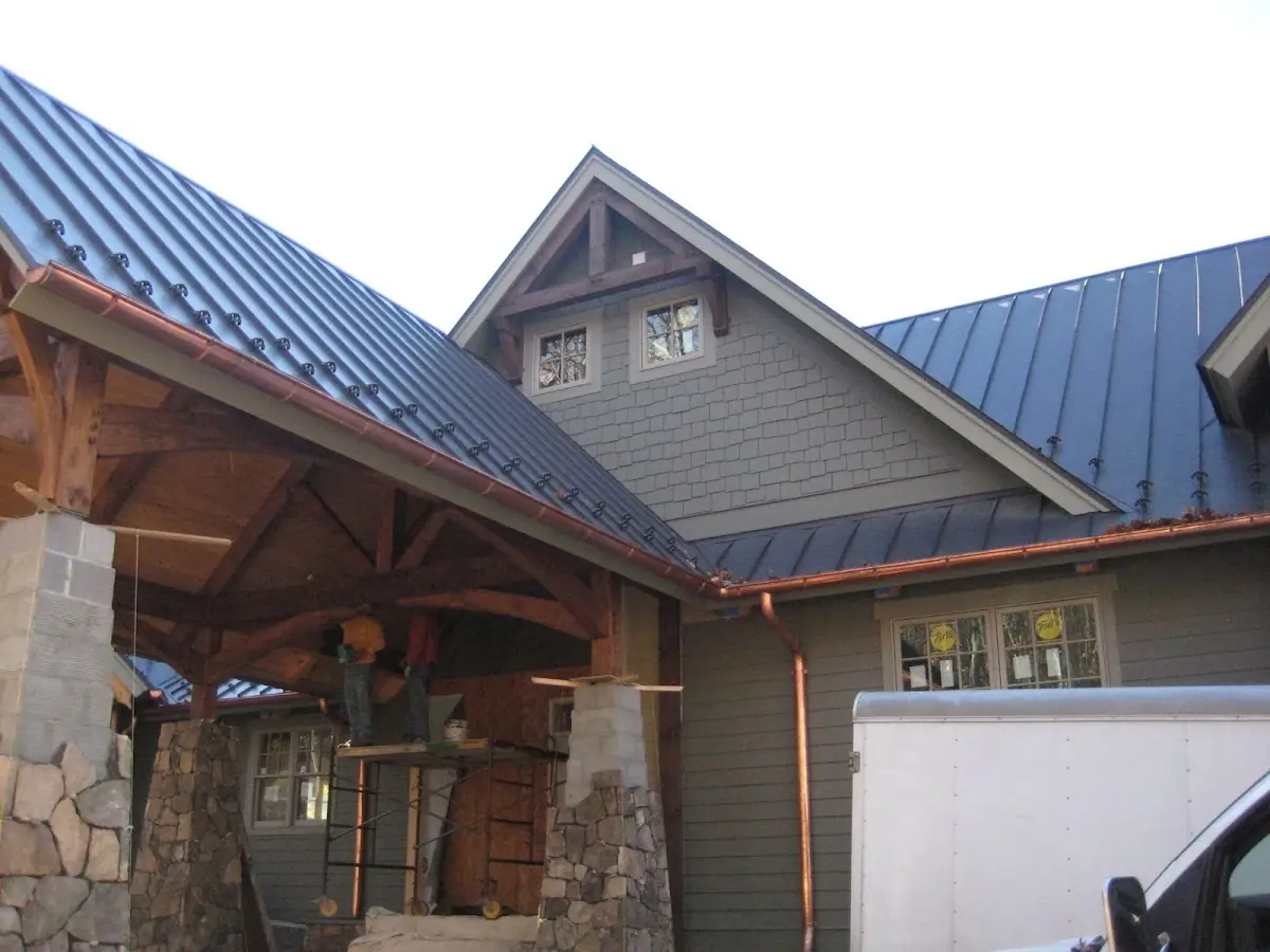 Craftsman Roofing team delivering quality roofing work in Bearslide